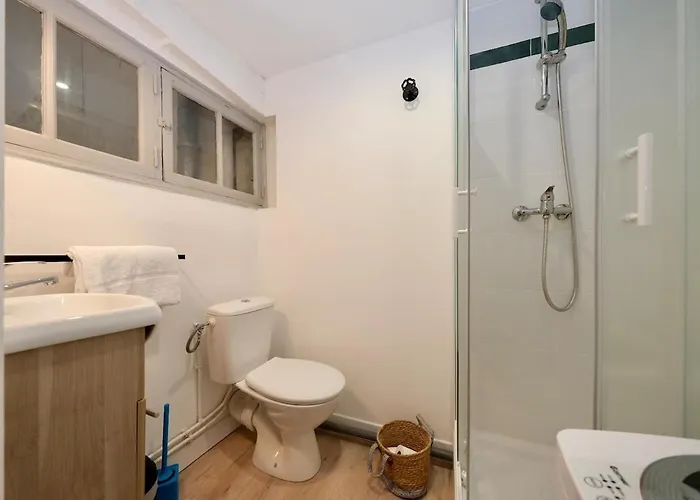 Апартаменты Cocon 2 Pers Au Coeur De Руан